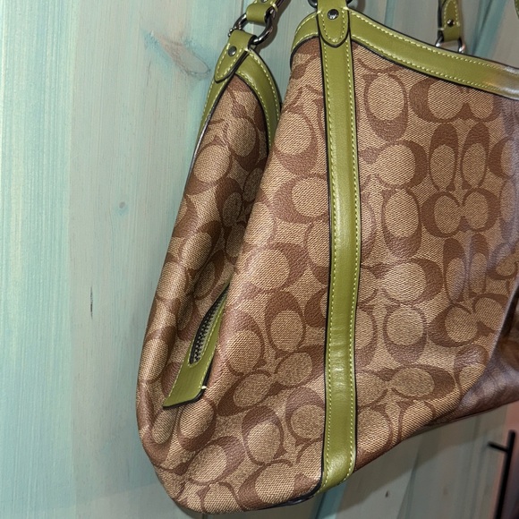 Coach Kristy shoulder bag brown and olive green EUC - Picture 6 of 7